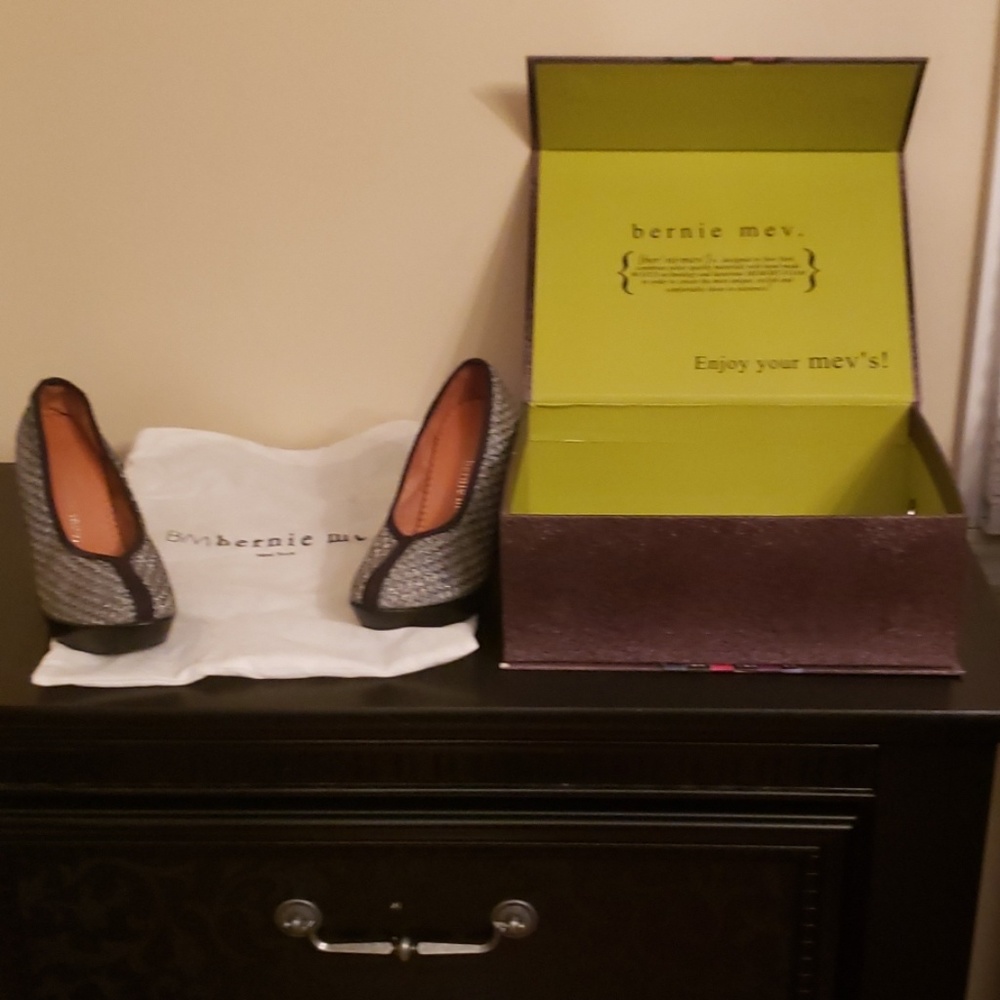 bernie mev heels
